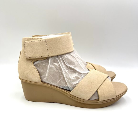 Naturalizer Womens Riviera Tan Nude Beige Sand Suede Leather Wedge Sandals Shoes - Picture 1 of 12